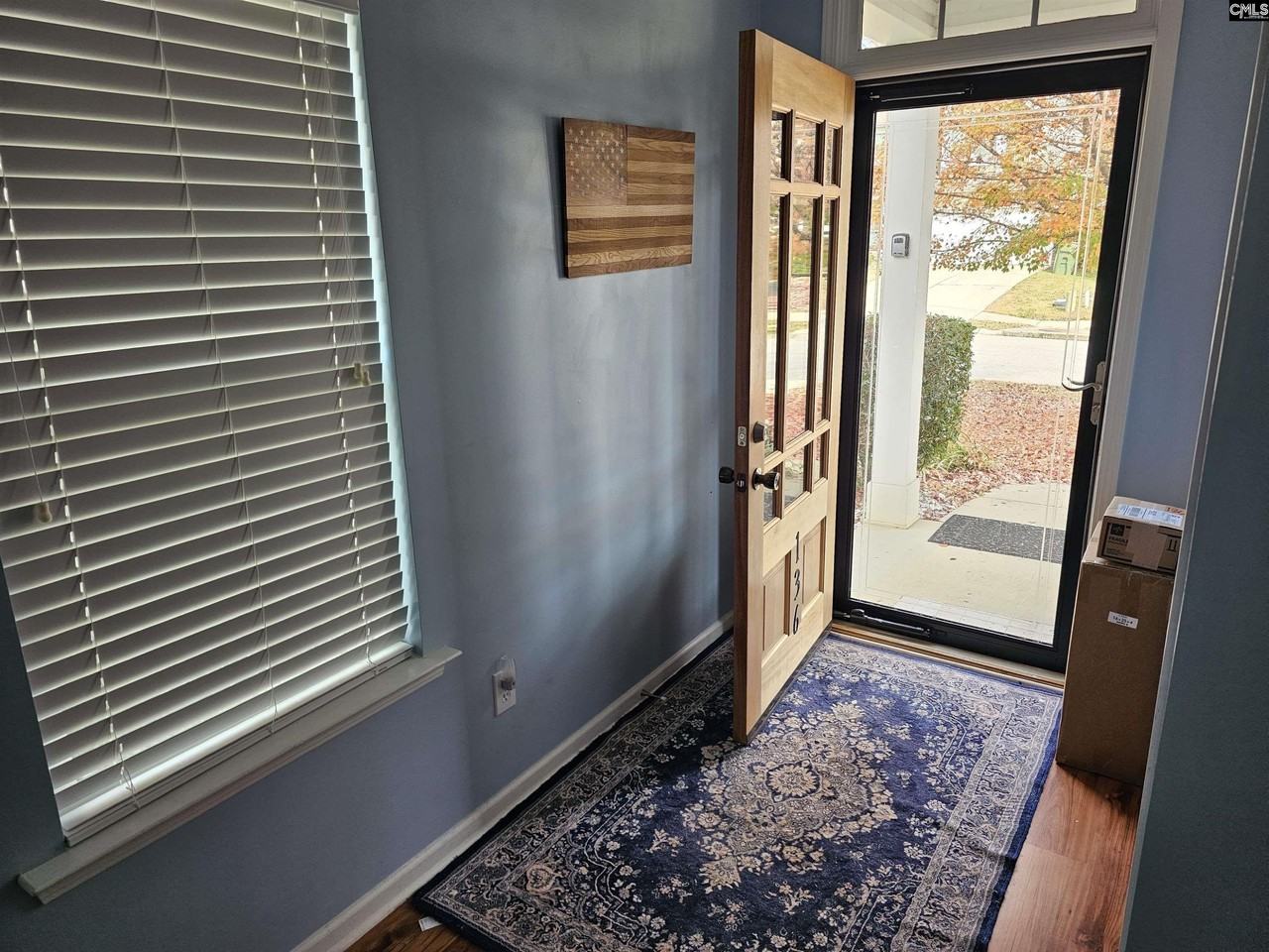 136 Cordage Dr - Photo 2 of 21