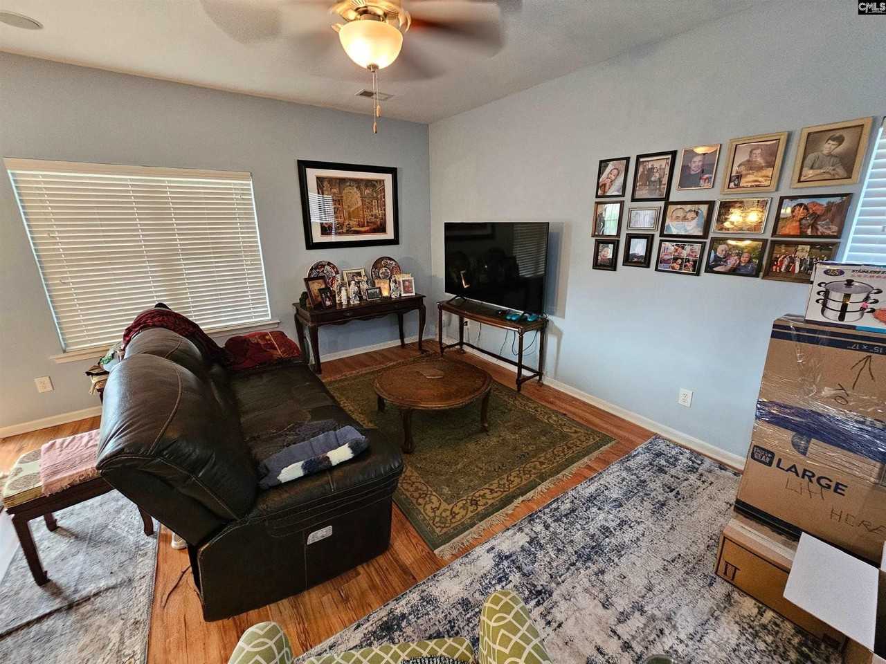 136 Cordage Dr - Photo 7 of 21