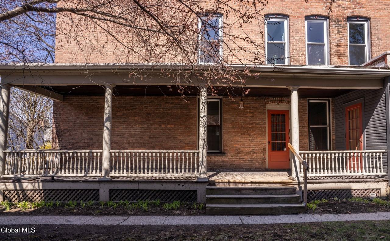 546 5th Ave Unit 1 - Photo 2 of 23