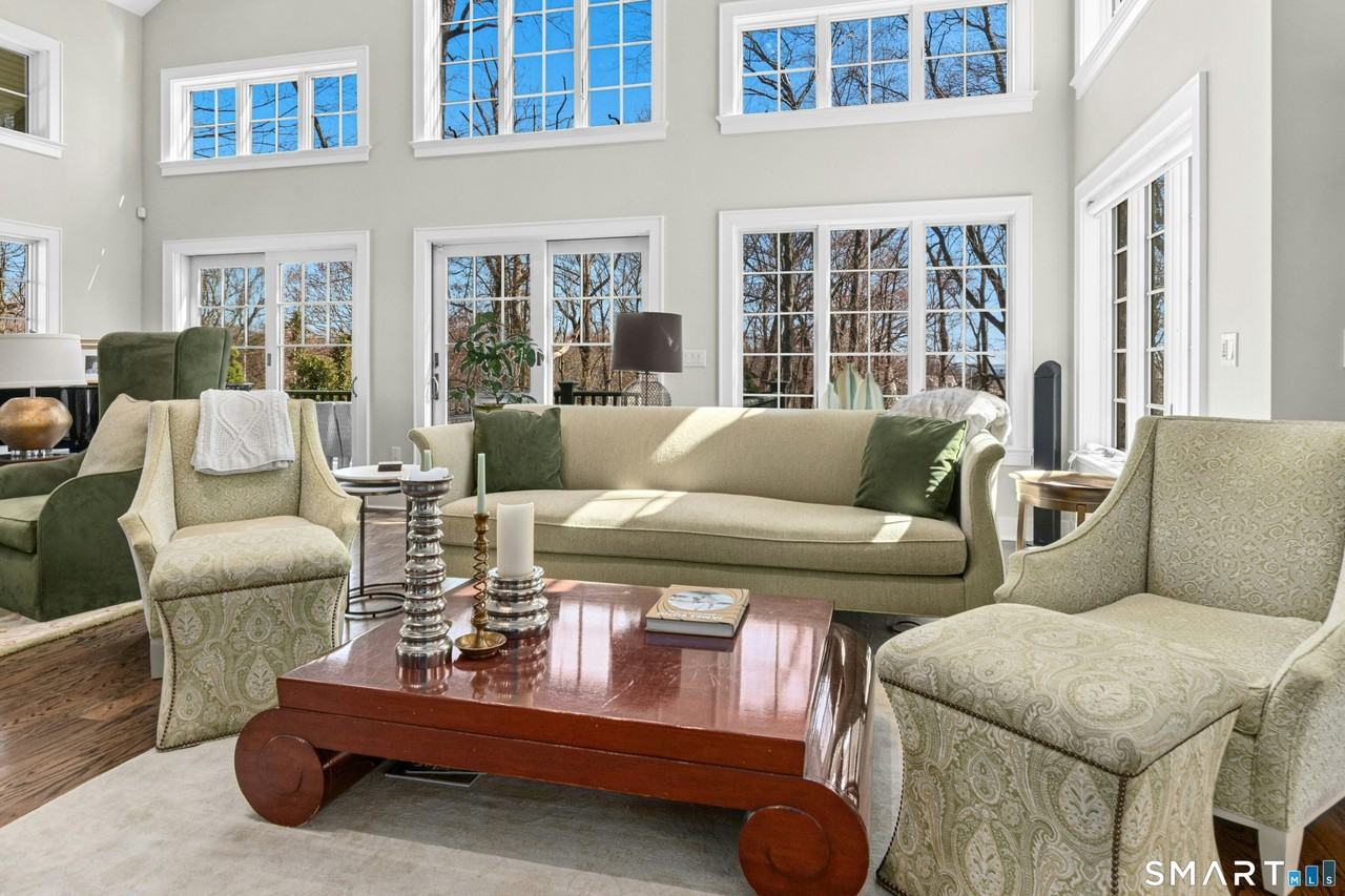 9 Dancing Bear Rd - Photo 7 of 39