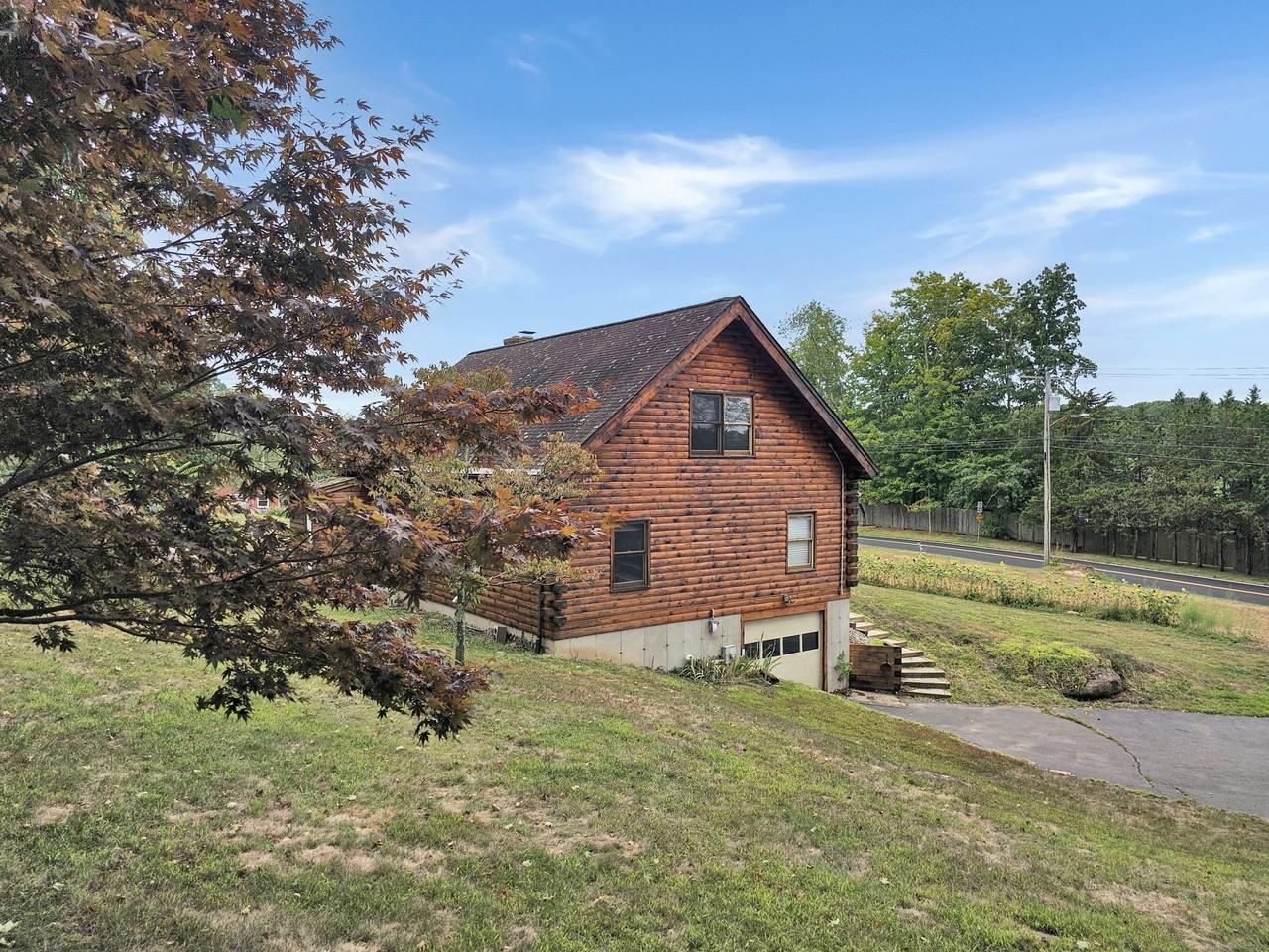 698 Leetes Island Rd - Photo 4 of 26