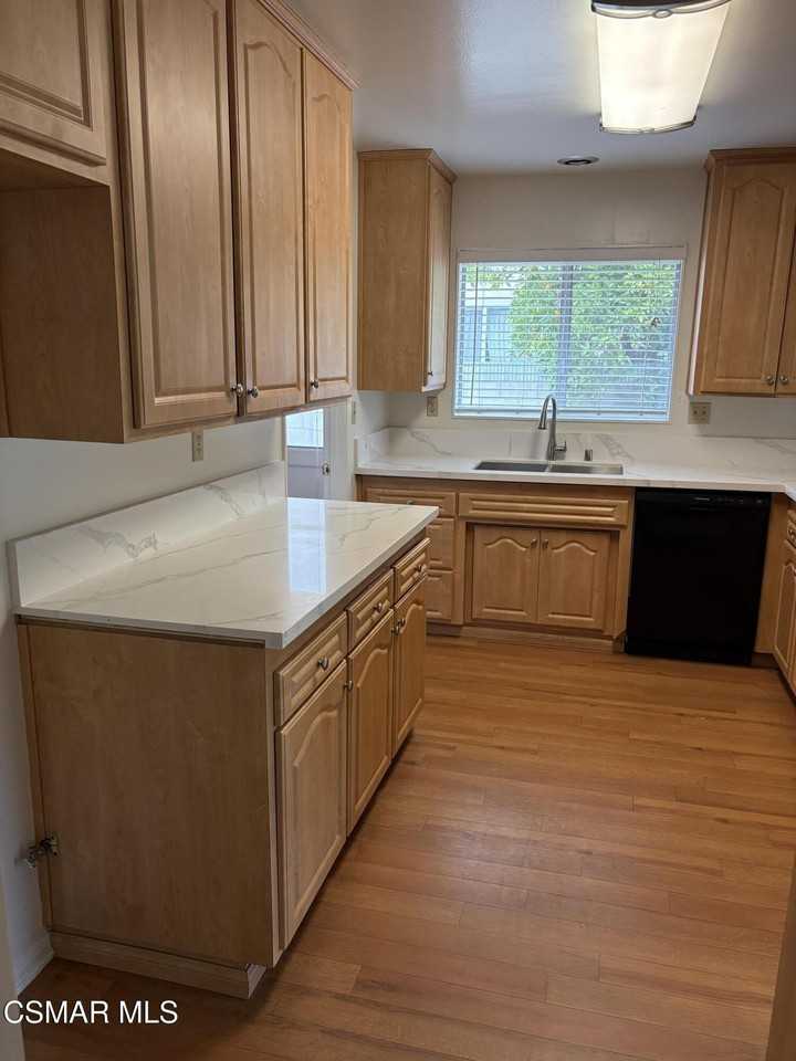 5780 Lake Lindero Dr - Photo 4 of 22