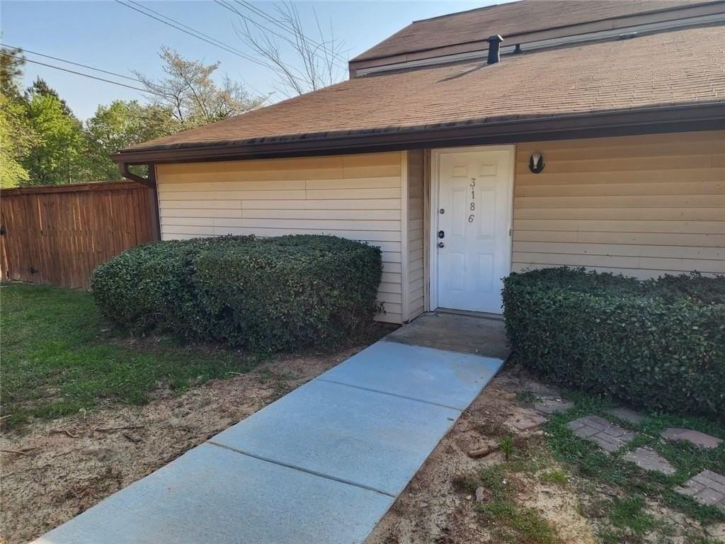 3186 Quincetree Ln - Photo 2 of 24