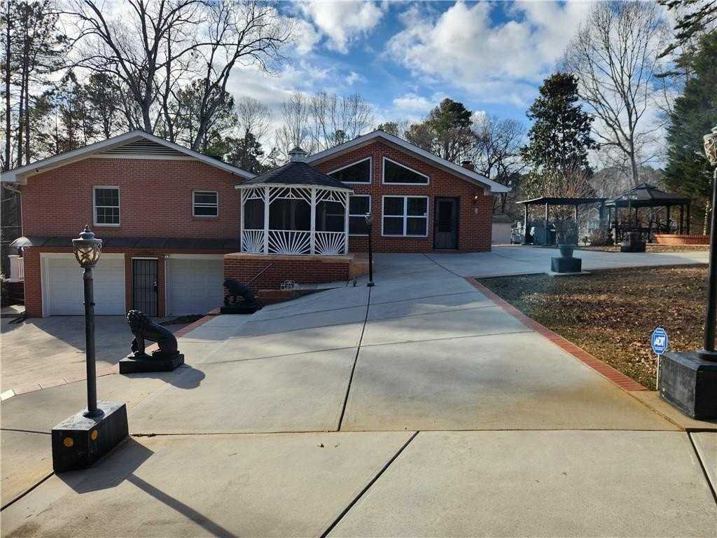 2959 Pine Hill Dr Nw - Photo 3 of 25