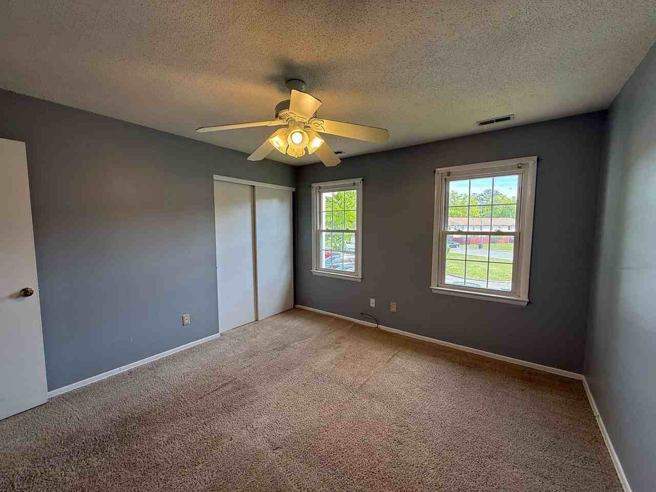 141 King George Ct - Photo 6 of 8