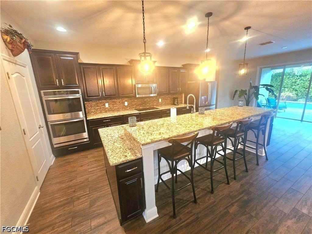 1919 Sw 26th Ter - Photo 4 of 34