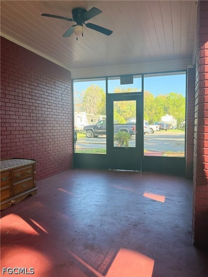 48 Harbor Cir - Photo 6 of 22