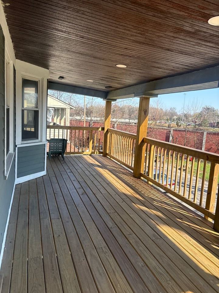 3104 Poe Ave - Photo 3 of 10