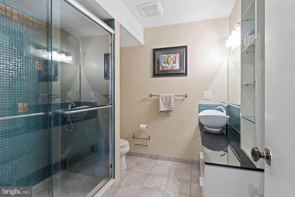 119 Commonwealth Ct #10 - Photo 5 of 6