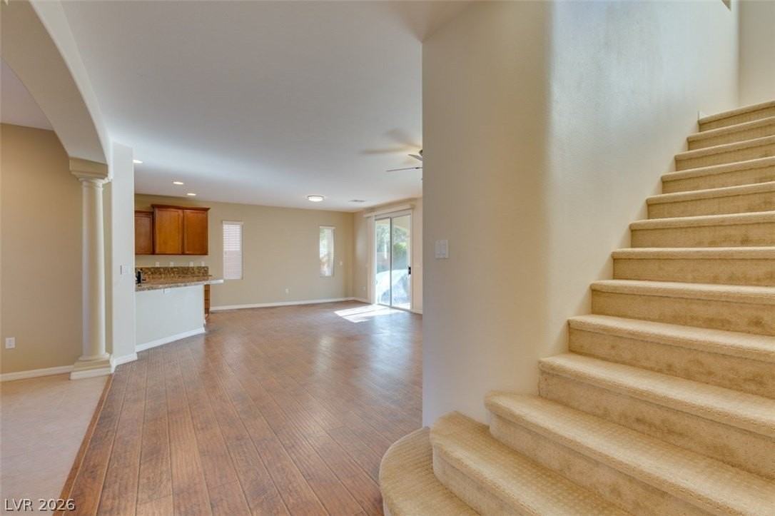 11397 Orazio Dr - Photo 5 of 36