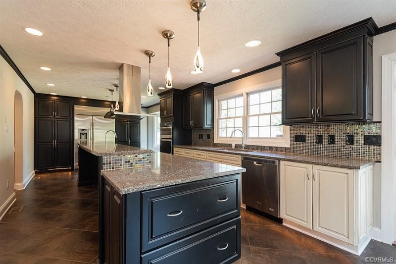 14101 Ramblewood Drive - Photo 5 of 16