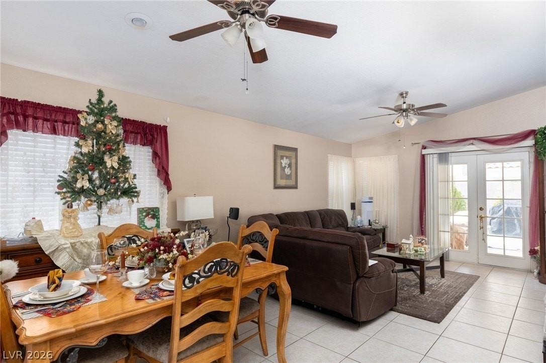 1563 Raining Hills St - Photo 2 of 24