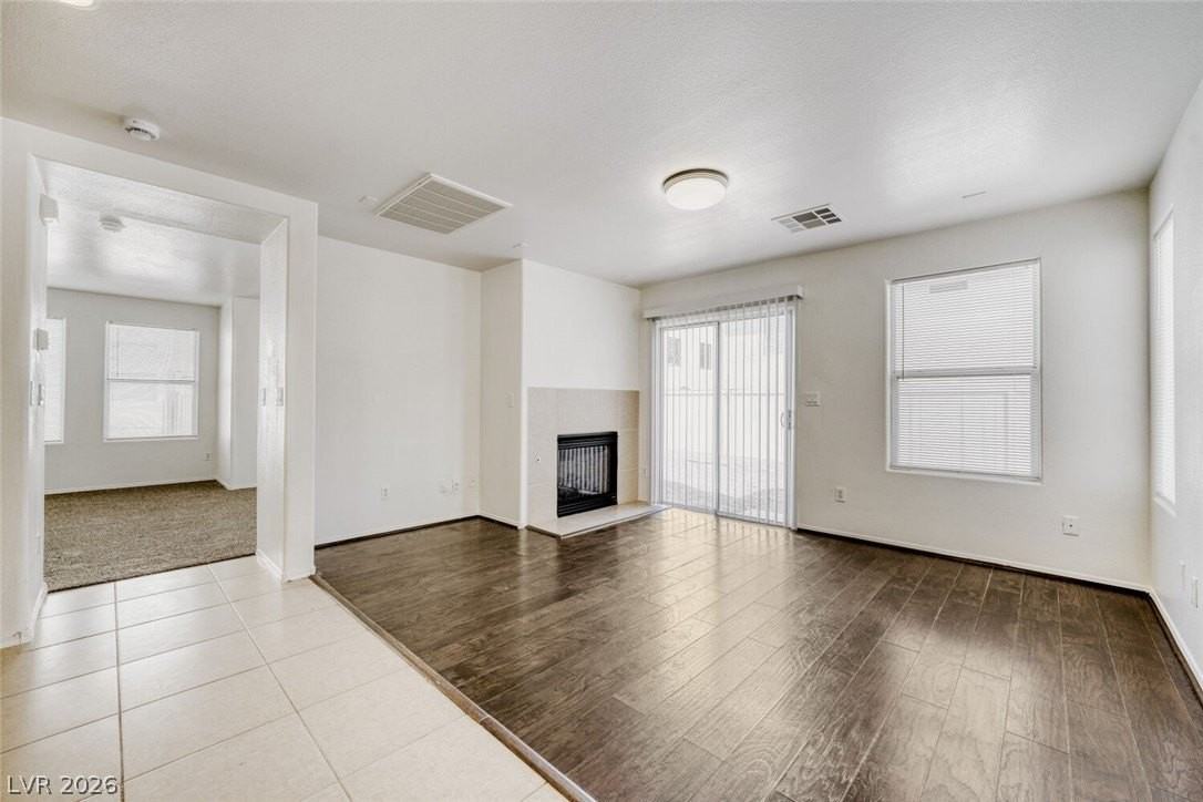 2562 Begonia Valley Ave - Photo 6 of 20