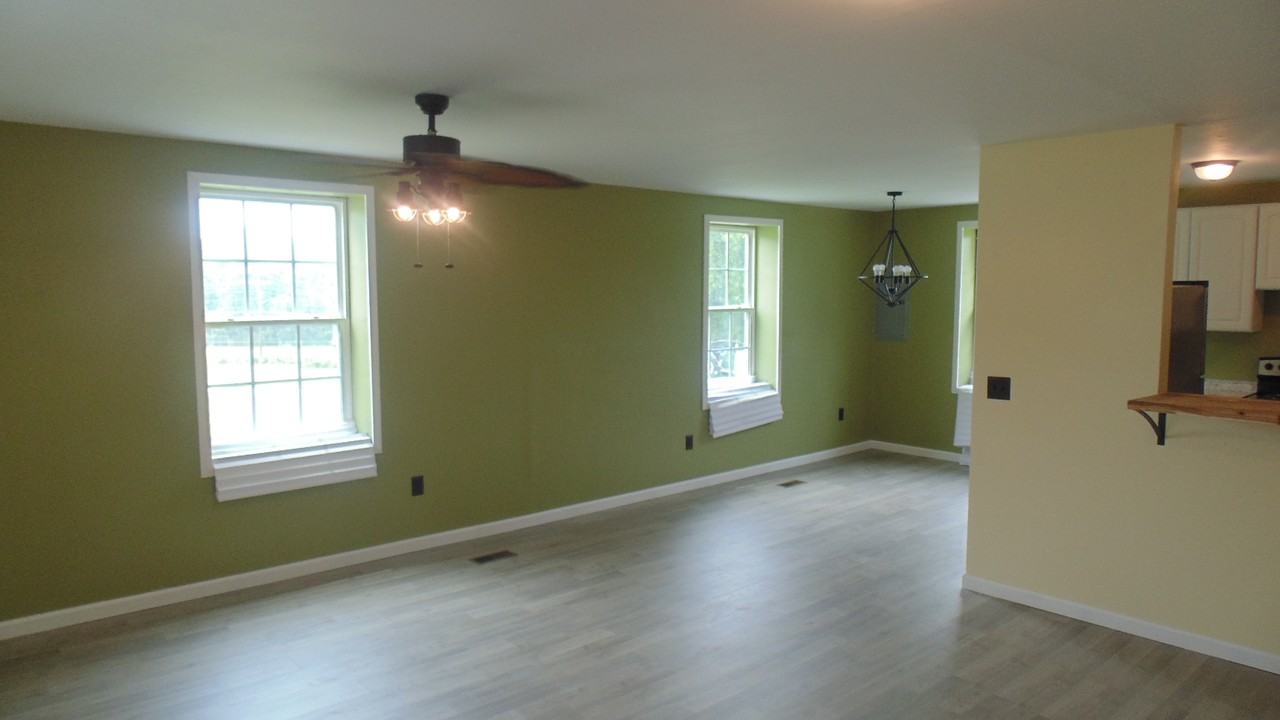 508 3rd St #1 - Photo 3 of 14