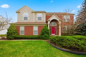 featured image of 6419 Meadowlark Ln