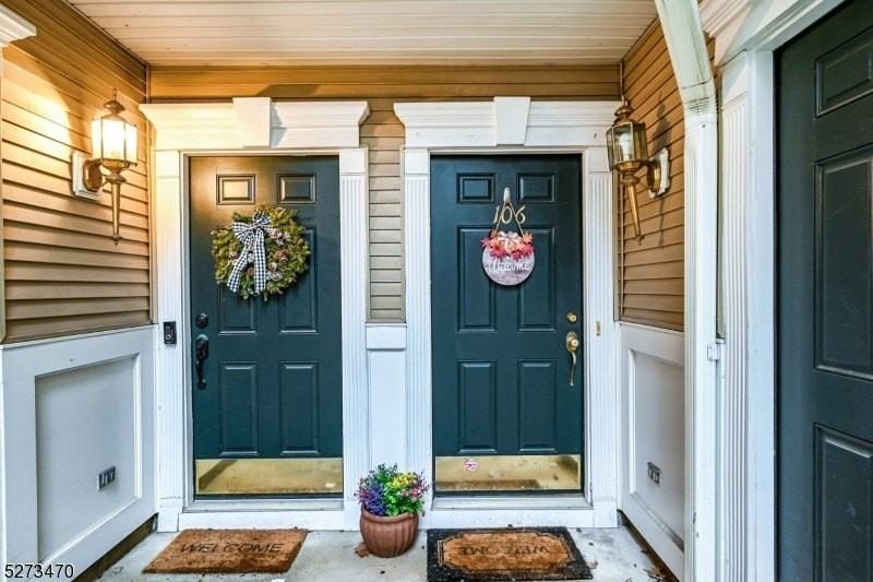 106 Rock Creek Dr - Photo 4 of 36