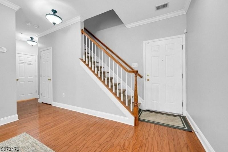 106 Rock Creek Dr - Photo 6 of 36