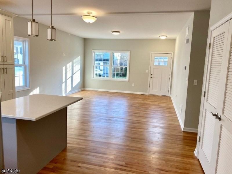 909 Westfield Ave - Photo 3 of 18