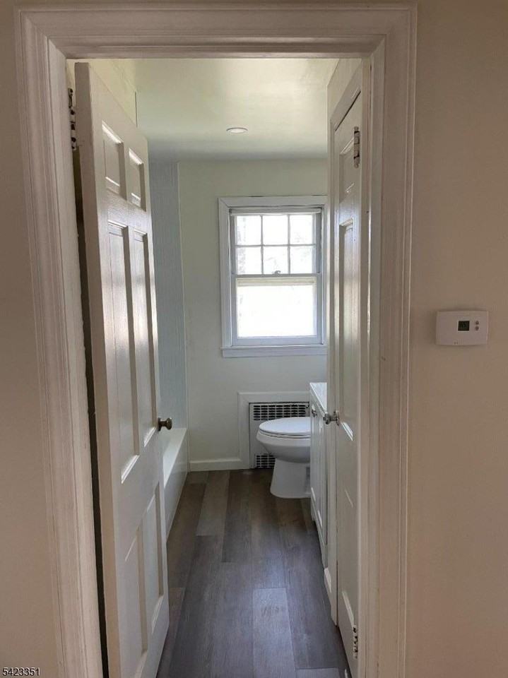 134 Chestnut St - Photo 4 of 9