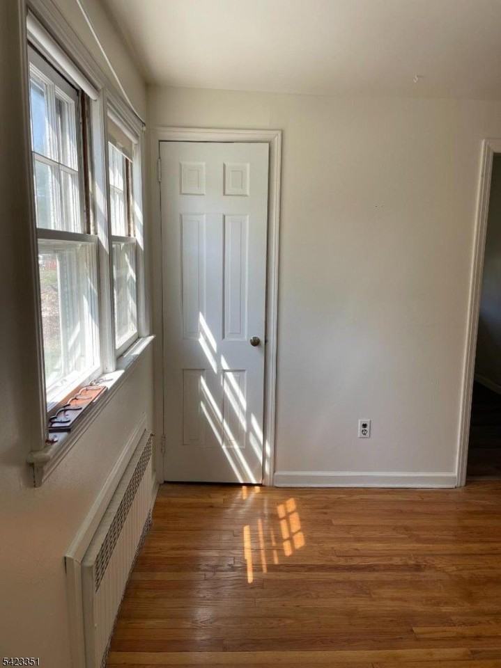134 Chestnut St - Photo 6 of 9
