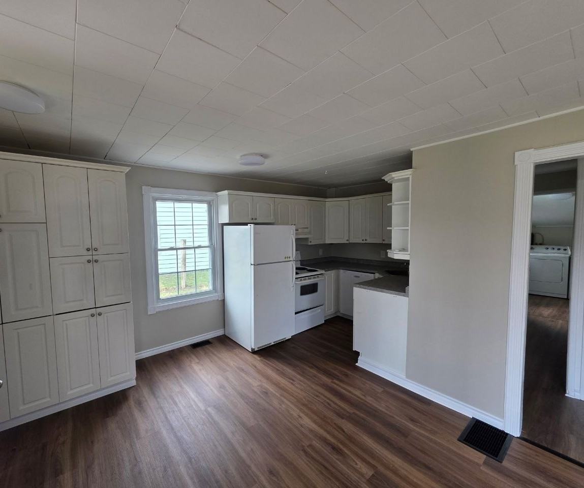 630 Cherry Dr #1 - Photo 2 of 14