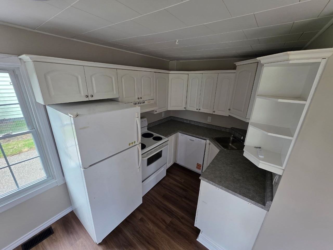 630 Cherry Dr #1 - Photo 3 of 14