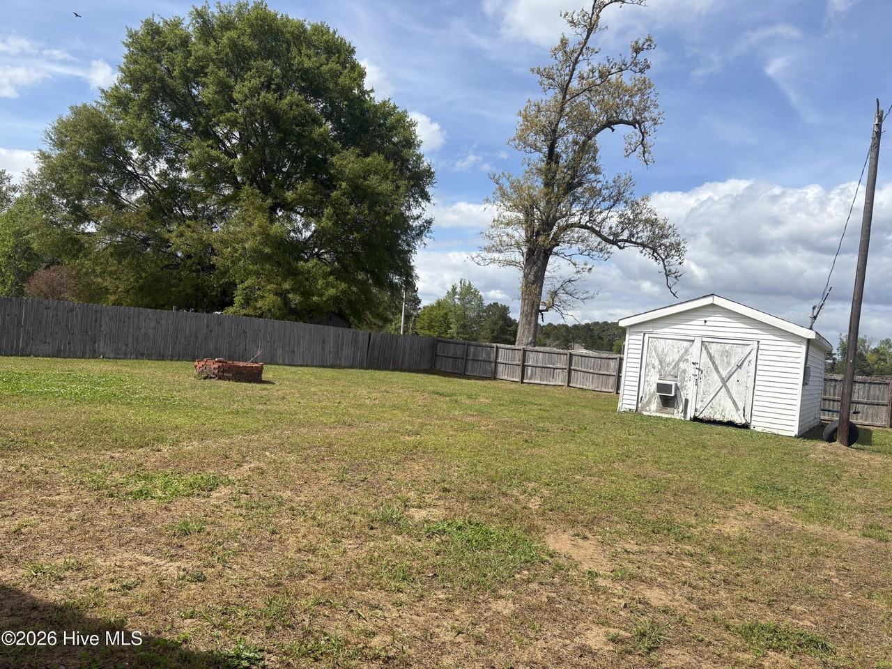 109 Sheffield Rd - Photo 6 of 41