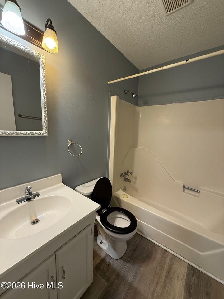 141 King George Ct - Photo 7 of 8