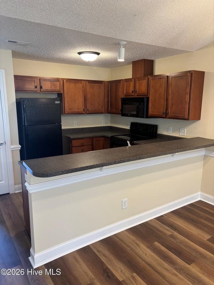 2321 Saddleback Dr #B - Photo 7 of 20