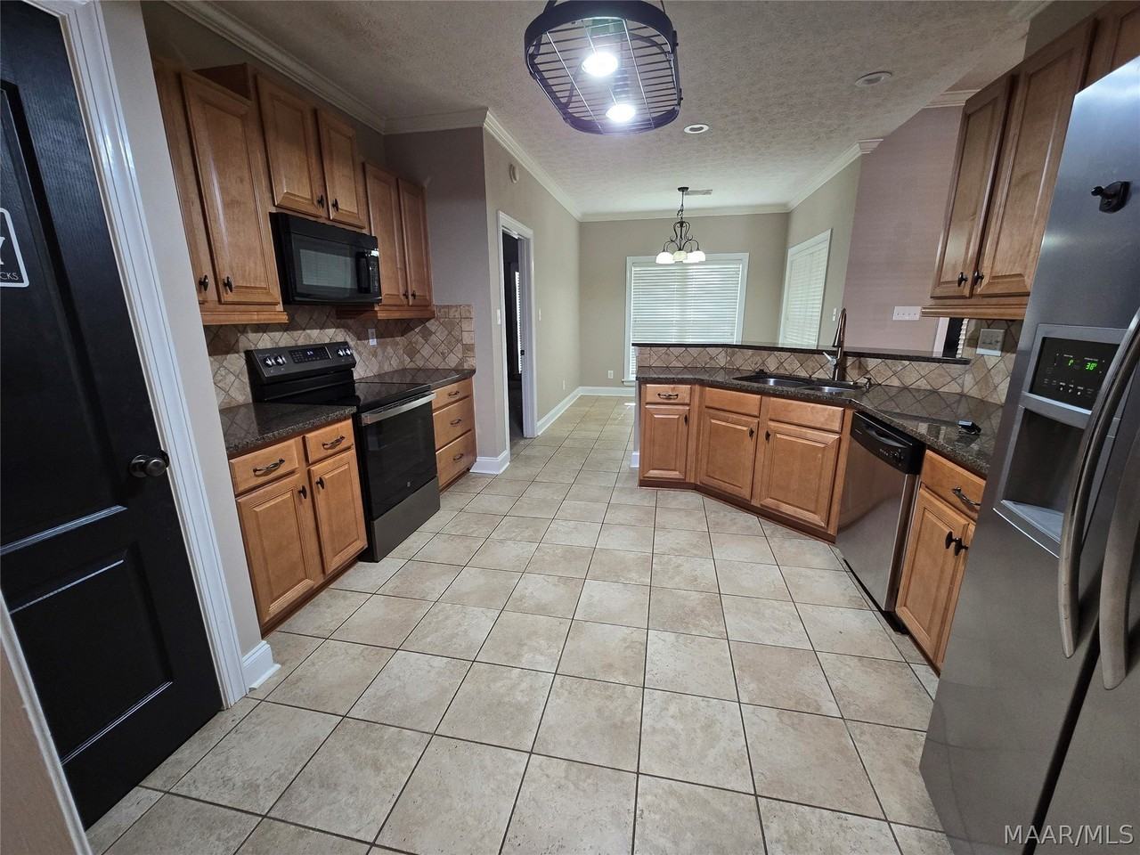 628 Prairieview Dr - Photo 6 of 29