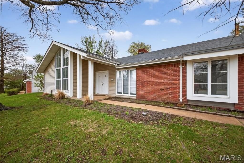 495 Baywillow Dr - Photo 2 of 14