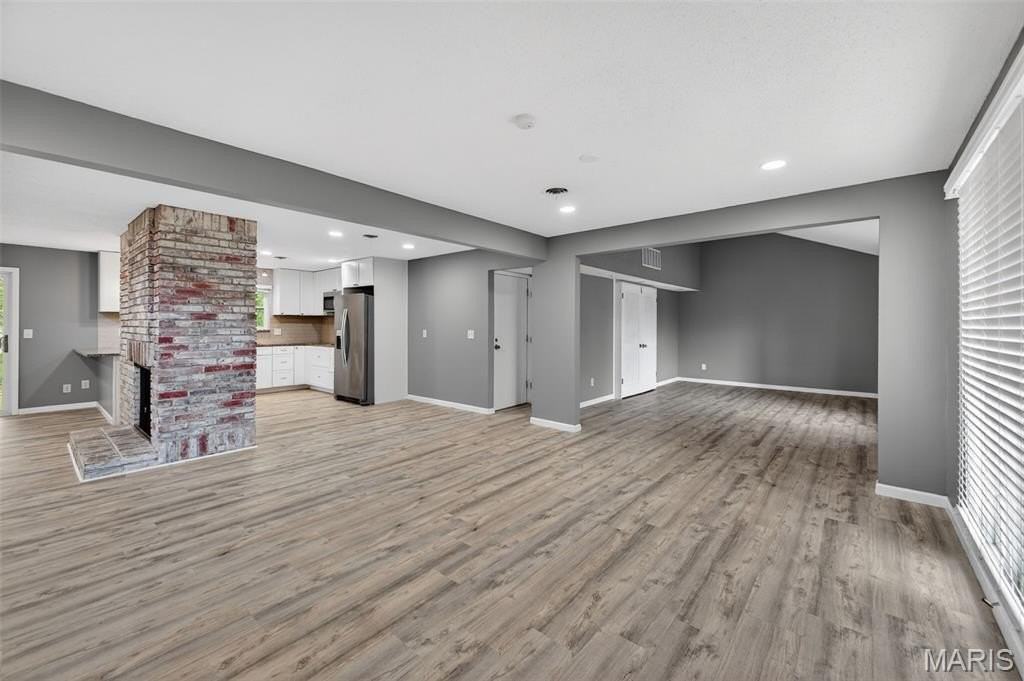 495 Baywillow Dr - Photo 4 of 14