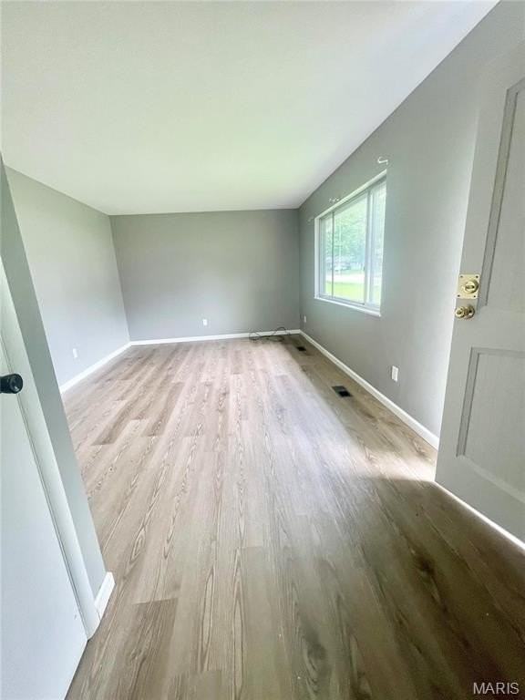 805 Juniper Dr - Photo 3 of 13