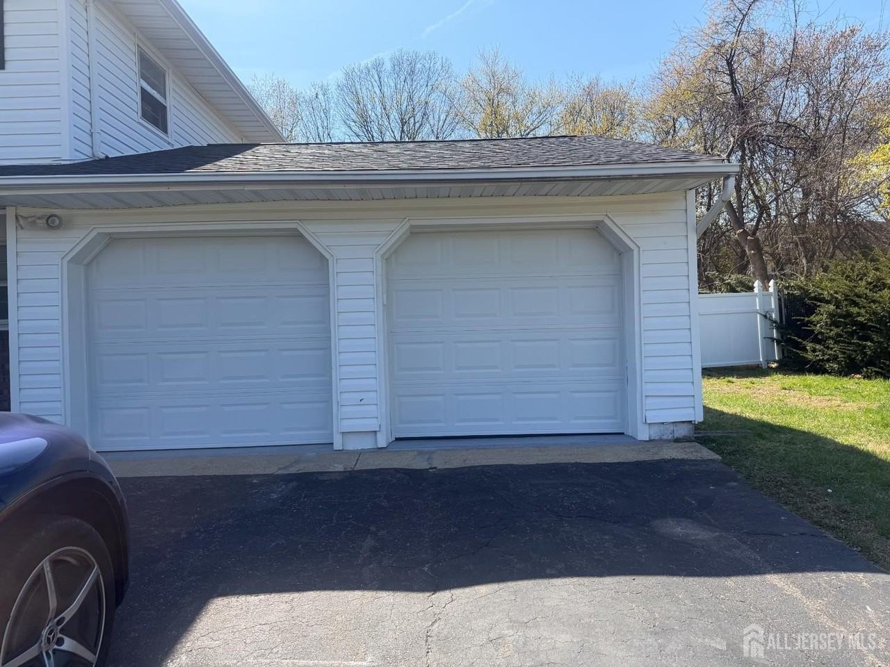 13 Oakwood Dr - Photo 3 of 43