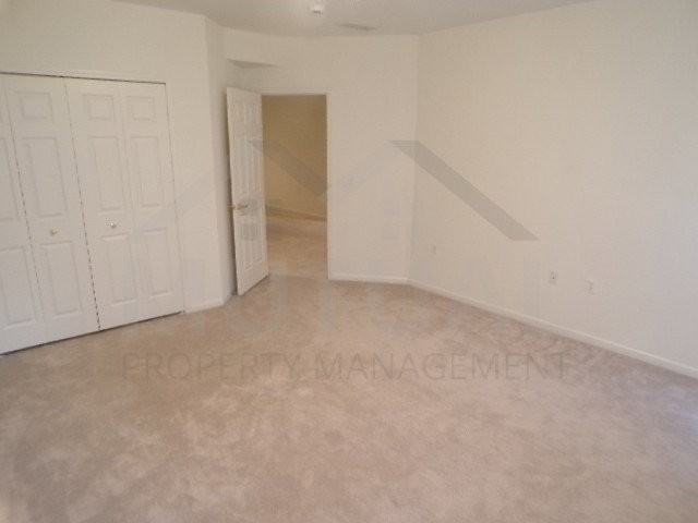 6575 Cortland Ave - Photo 6 of 8