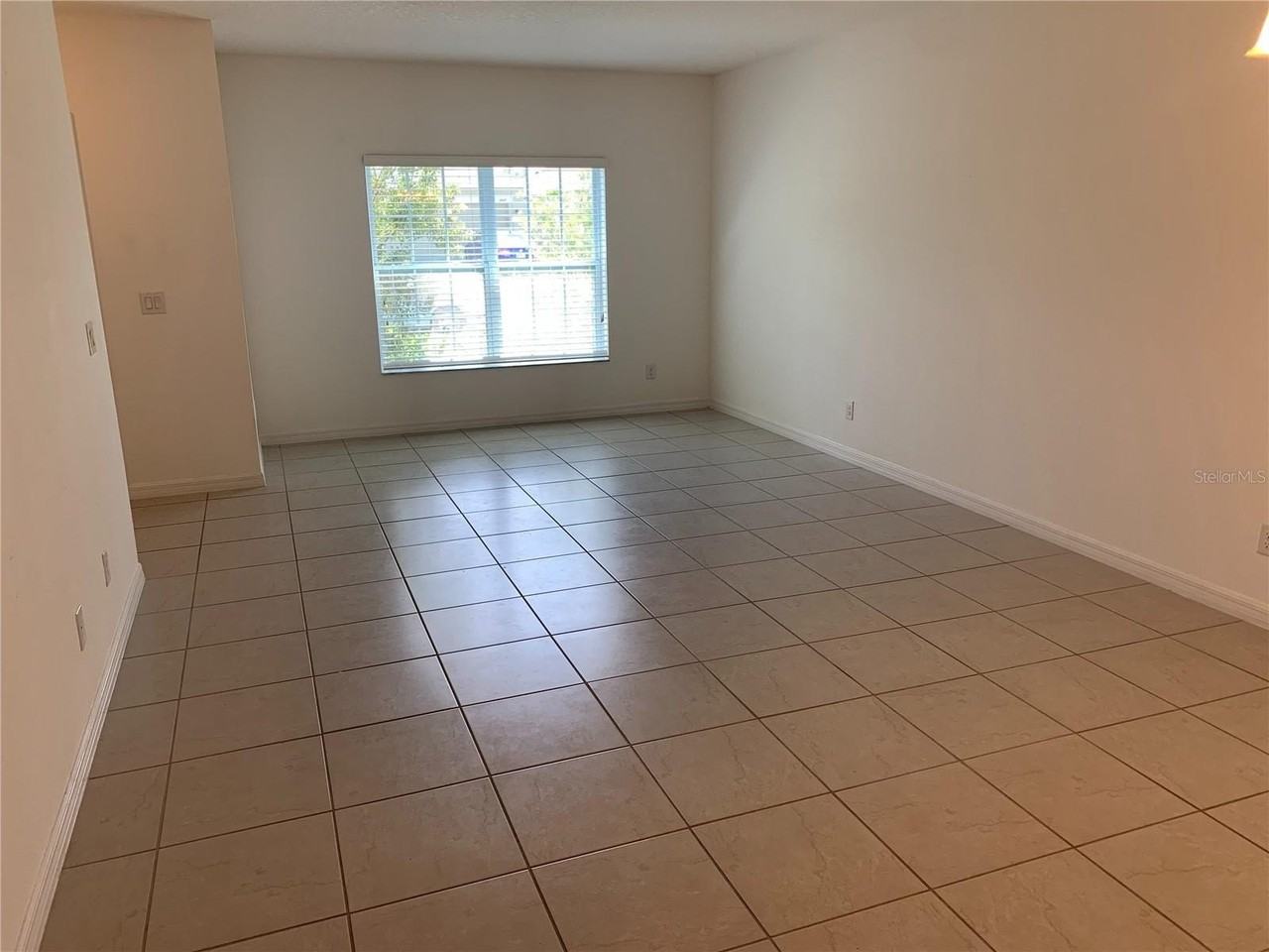 4848 Rockvale Dr - Photo 2 of 17