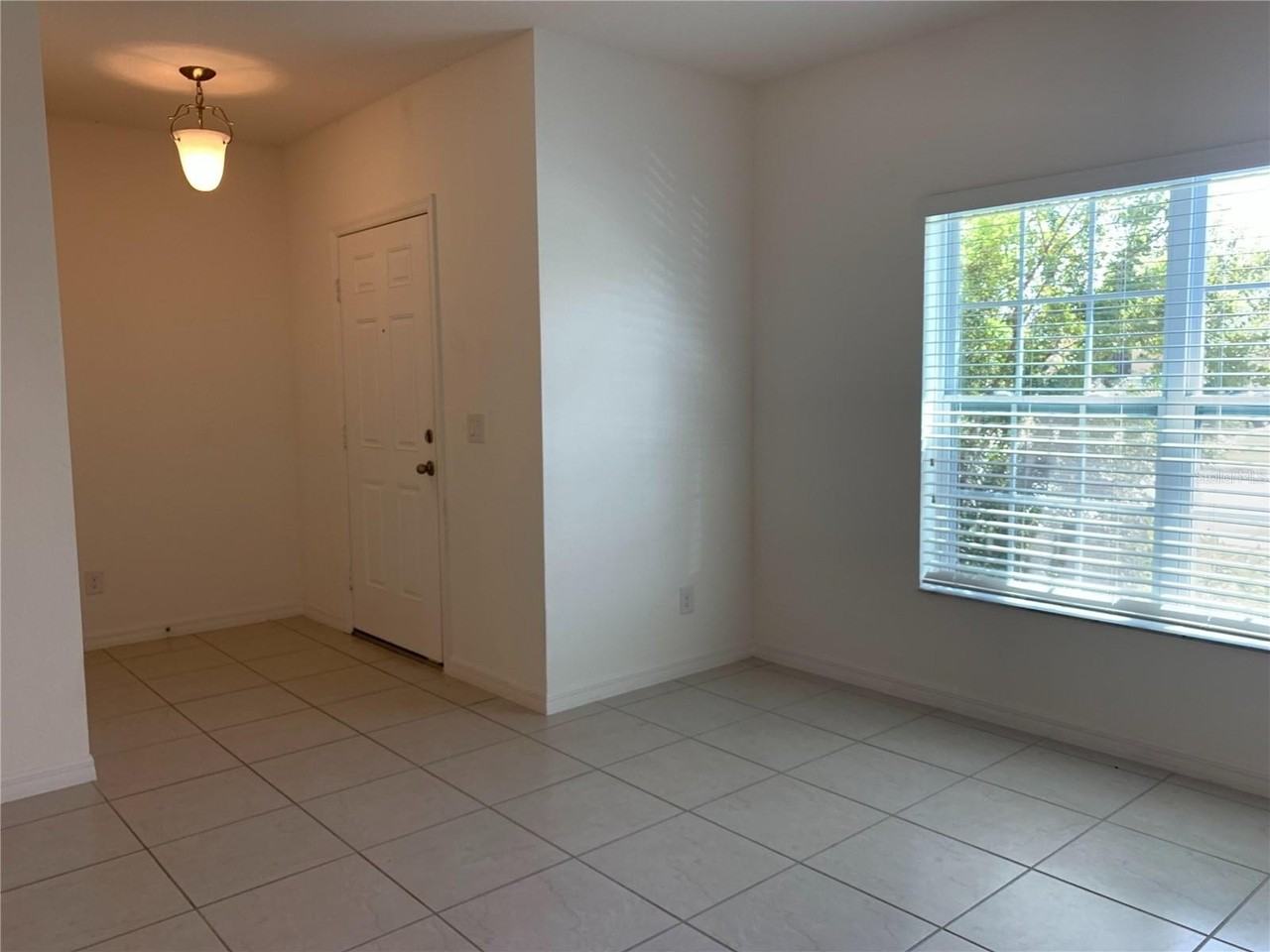 4848 Rockvale Dr - Photo 3 of 17