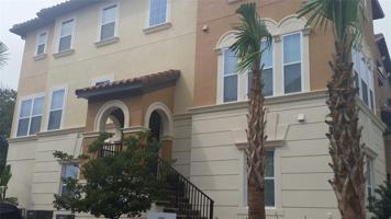 featured image of 1056 Parma Cir