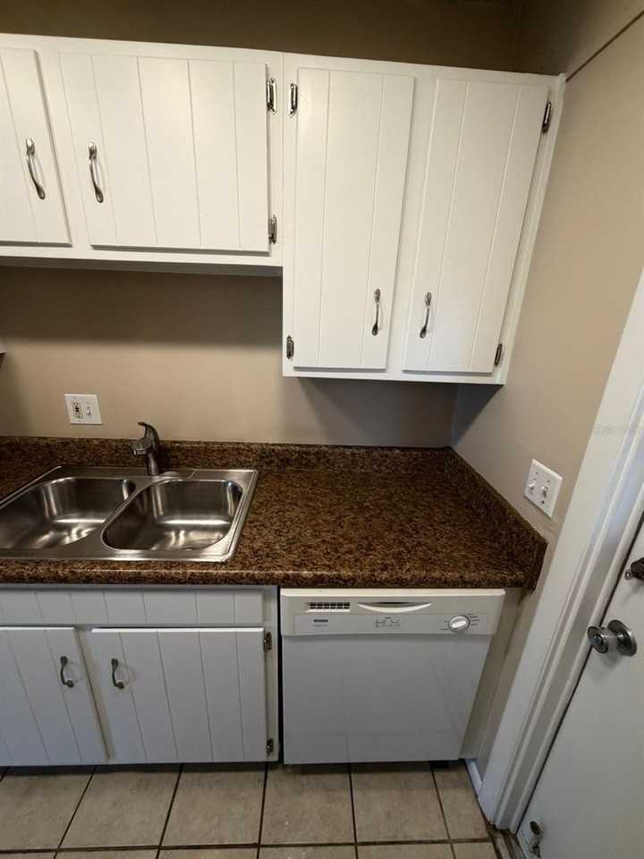 5403 Hansel Ave #G6 - Photo 6 of 17