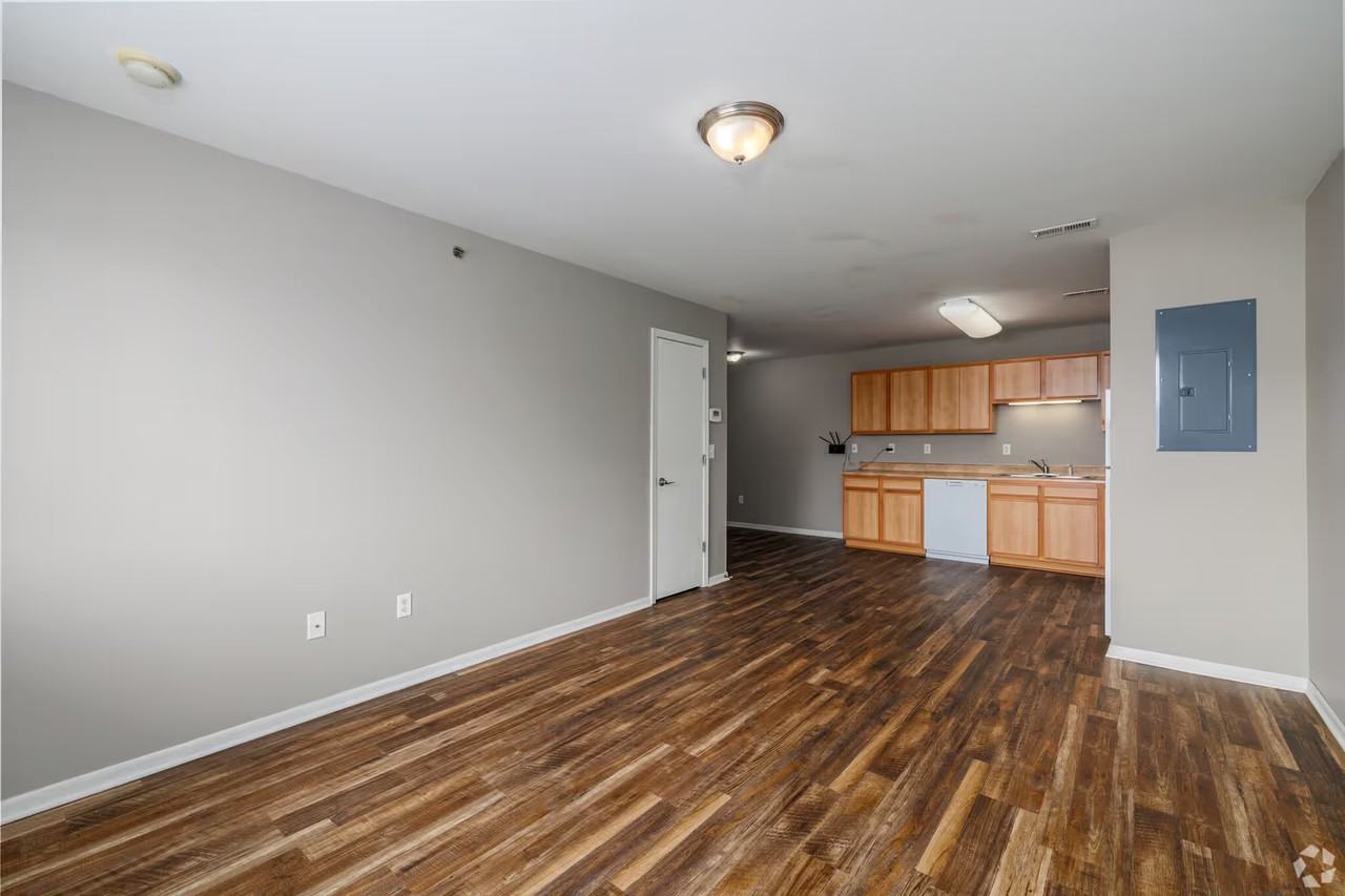 Crimson Villas - Photo 7 of 8