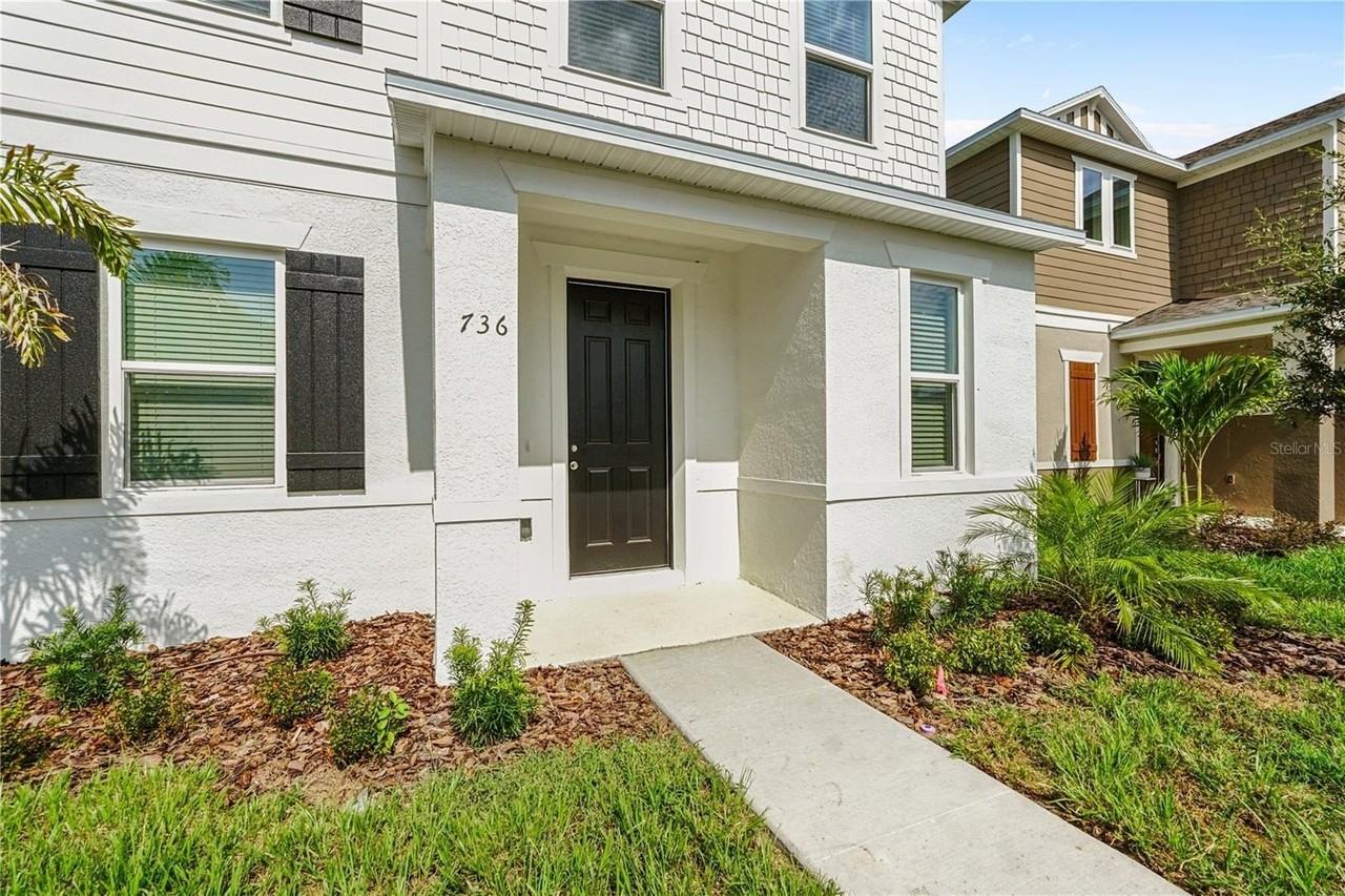 736 Overpool Ave - Photo 2 of 34