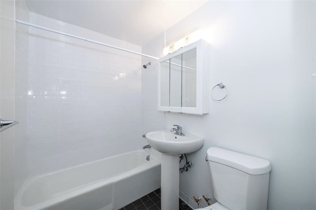 Stewart Pl & Lake St #1 - Photo 4 of 6