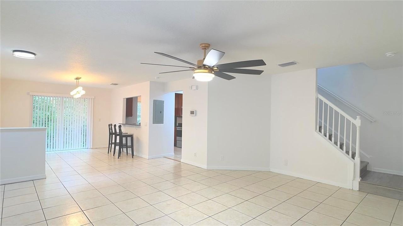 9402 Charlesberg Dr - Photo 2 of 12