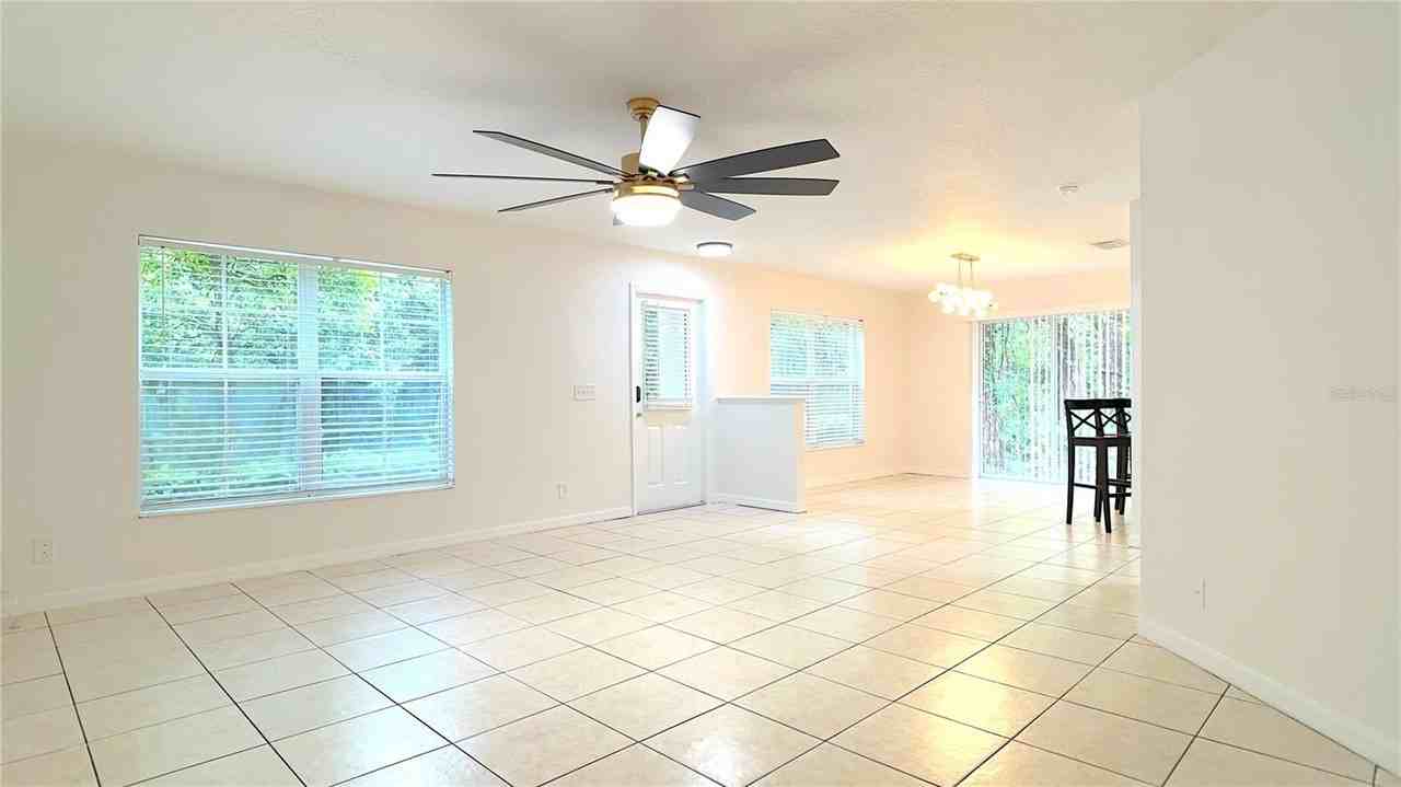 9402 Charlesberg Dr - Photo 3 of 12