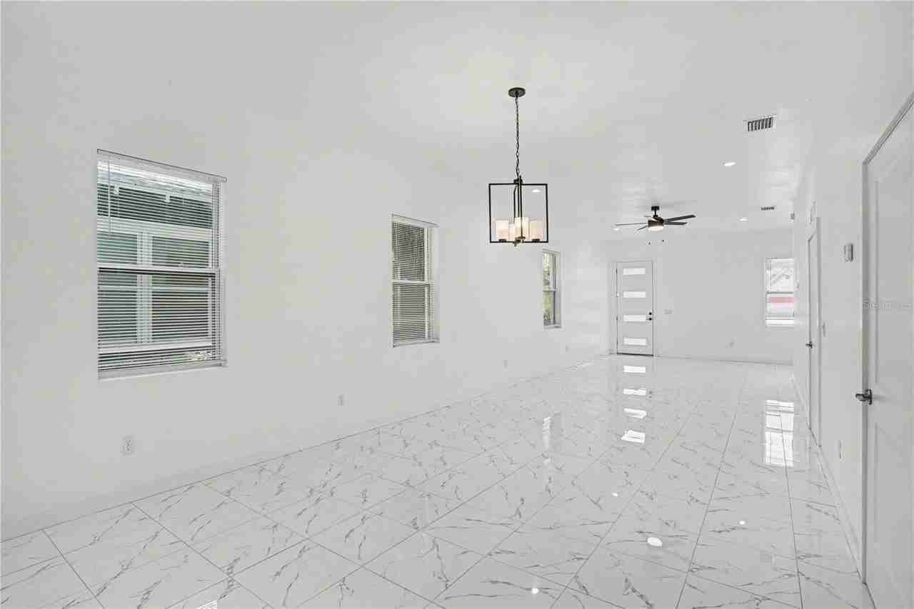 2328 W Spruce St #A - Photo 3 of 15