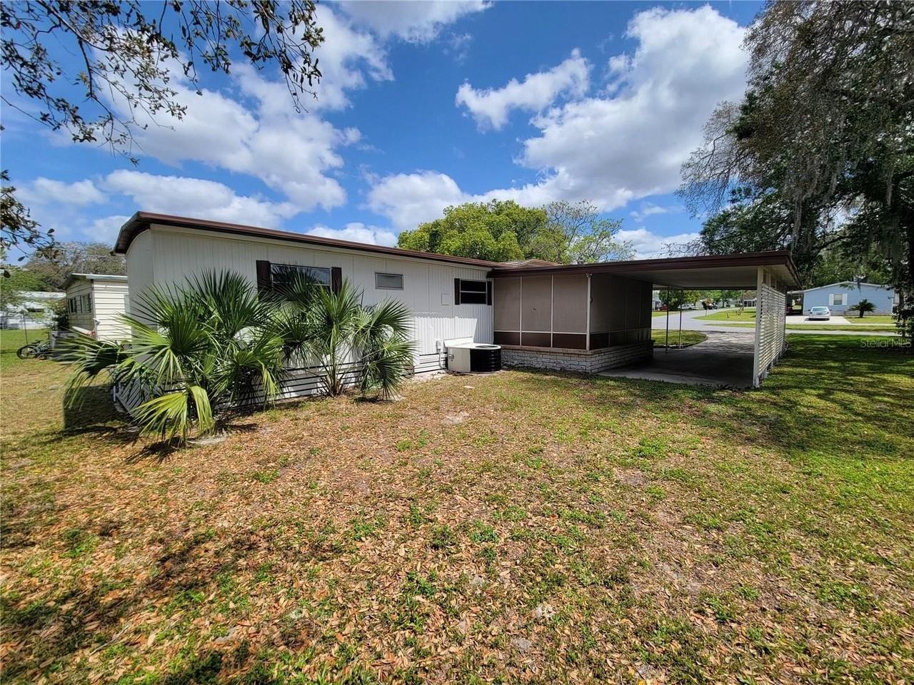 7513 Highpoint Blvd - Photo 4 of 18