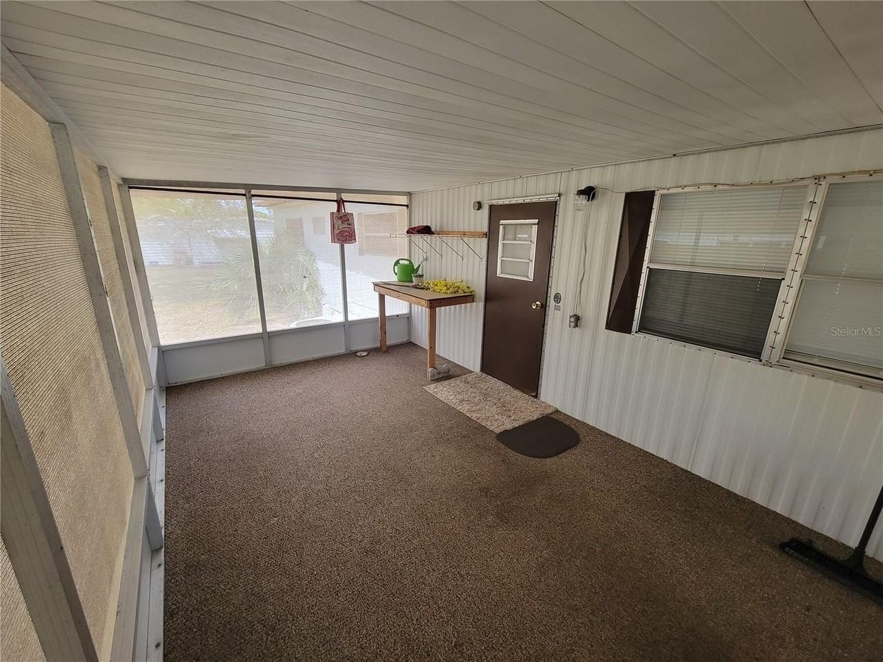 7513 Highpoint Blvd - Photo 5 of 18