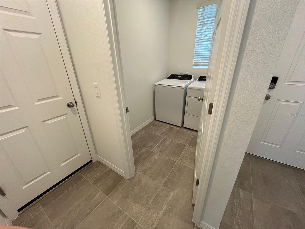 4973 Kaia Ave - Photo 5 of 18