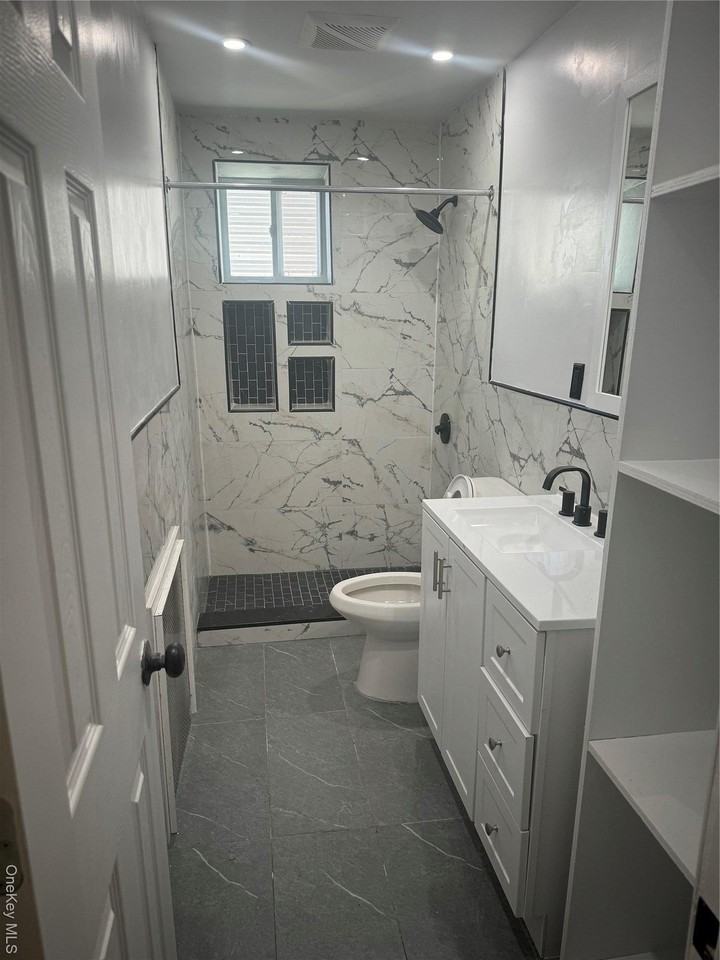 39 Spruce St #1 - Photo 6 of 11