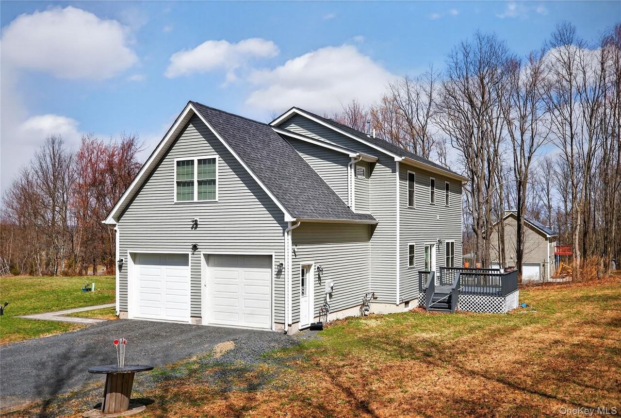 98 Bender Rd - Photo 7 of 50